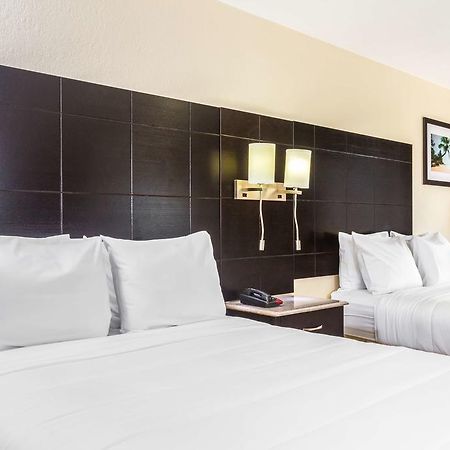 Econo Lodge Inn & Suites Florida City Exteriér fotografie